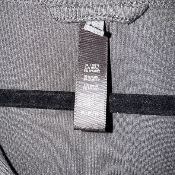 SKIMS Soft Lounge PJ Set - Picture 2 of 7